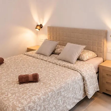 Casa Aaron Апартаменти Торрев'єха